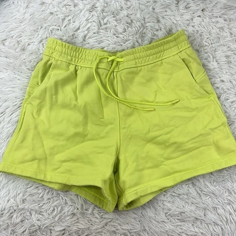 Lululemon Loungeful High-Rise Short 4" Electric Lemon